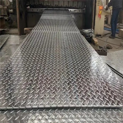 Hot Sale High-strength A36 Q235 Galvanized Checkered Plate 2mm 3mm 4mm Customized Galvanized Checkered Plate