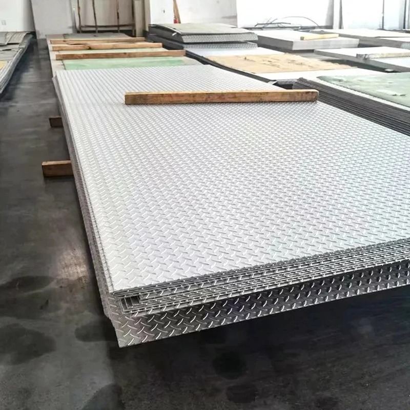 Best Prices of China 6mm 8mm Galvanized Steel Plate Checkered Steel Plate  Customized for Industrial Walkways